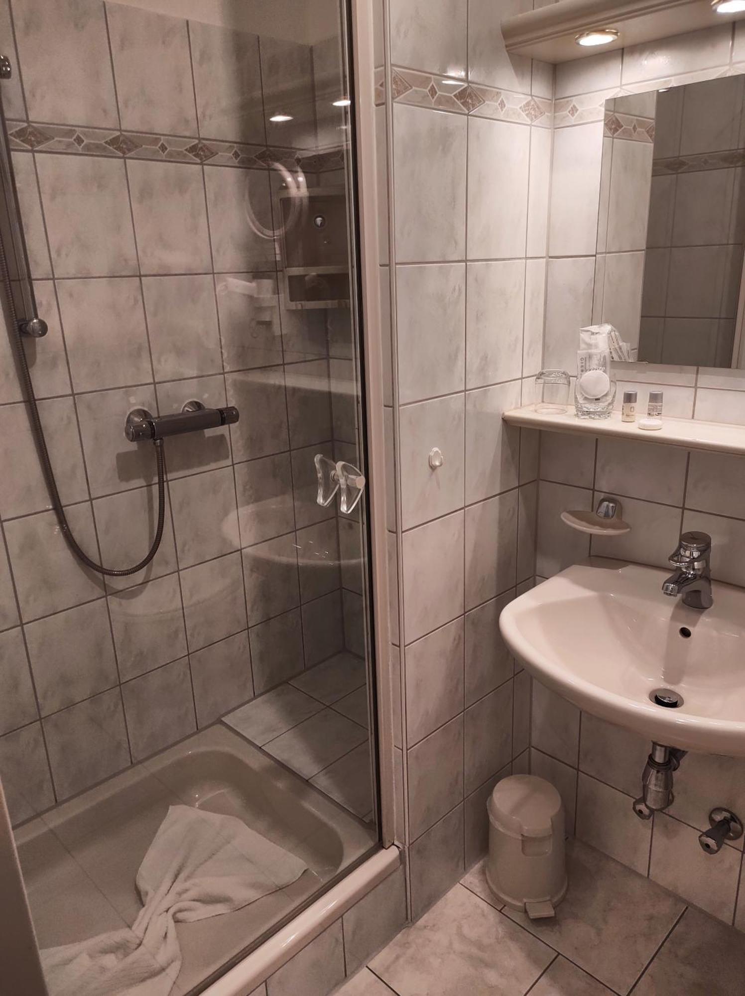 Hotel Weinhof Gross Mackenstedt Stuhr Room photo